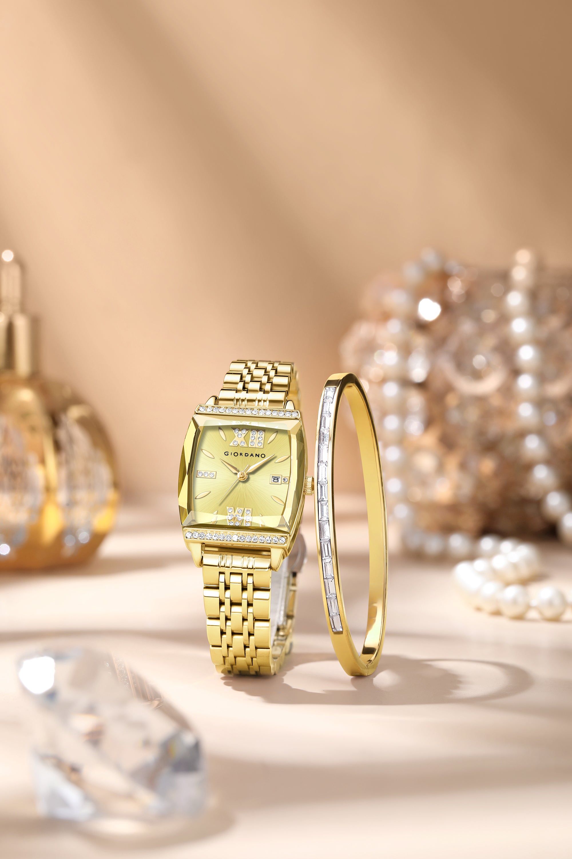 Giordano Analog Watch with Bracelet Set for Women – Cut Glass Square Dial, Crystal Roman Indices and Stainless Steel Strap – Elegant Gift Combo for Women | GZ-60117-66